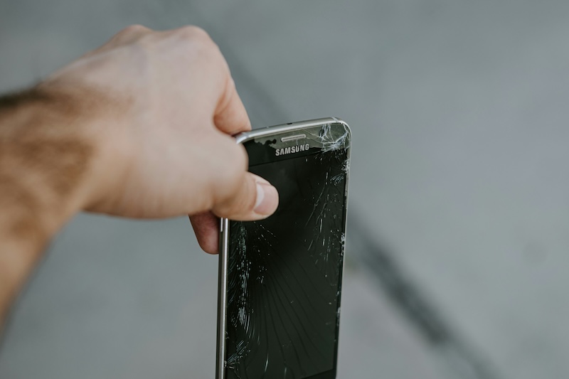 Protect your mobile from broken screens.